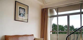 Merryland Resort 桂林 外观 照片